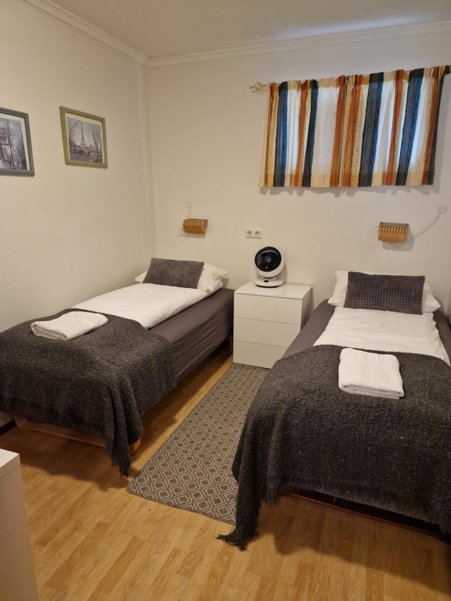 Husid Guesthouse Reykholt  Bagian luar foto